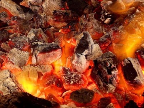 Μπαρούτας-κάρβουνα